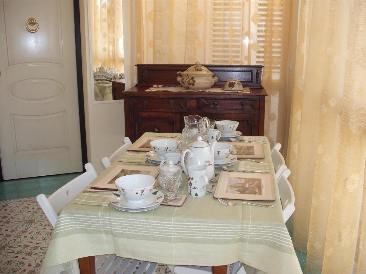 Bed And Breakfast Angolo Fiorito チビタベッキア エクステリア 写真