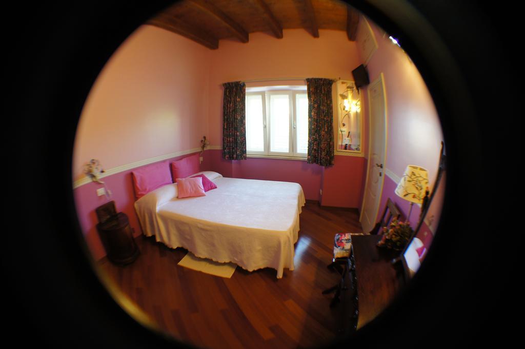 Bed And Breakfast Angolo Fiorito チビタベッキア エクステリア 写真